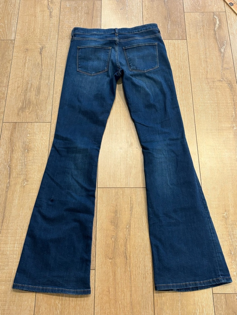 ZARA Women's Premium Denim Mid-Rise Flare Jeans - Size 8 (MEX 30) 34” inseam - Picture 8 of 9